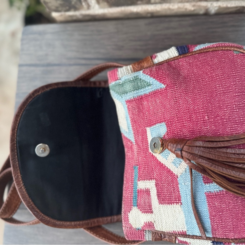 Artisan Southwestern Bohemian Saddle Blanket Leather Strap Crossbody Bag - Picture 12 of 15